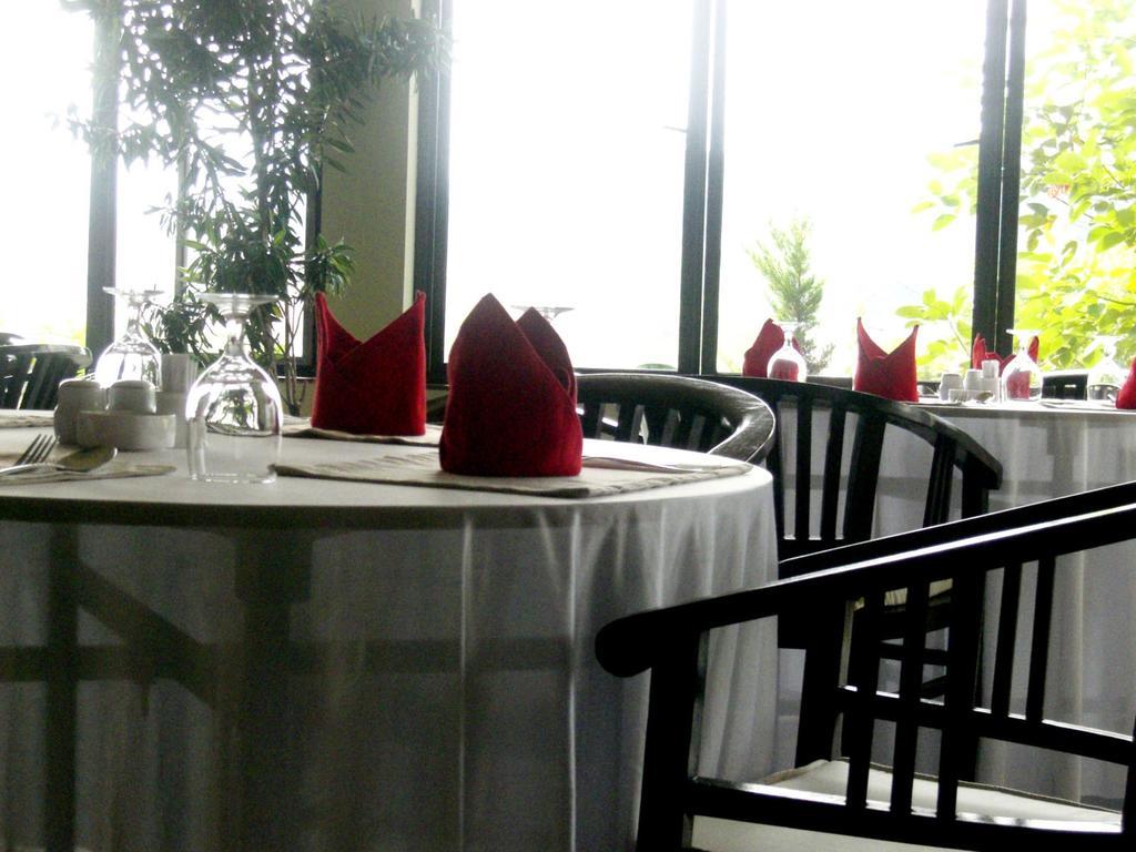 Green Wattana Hotel Sentul Богор Екстер'єр фото